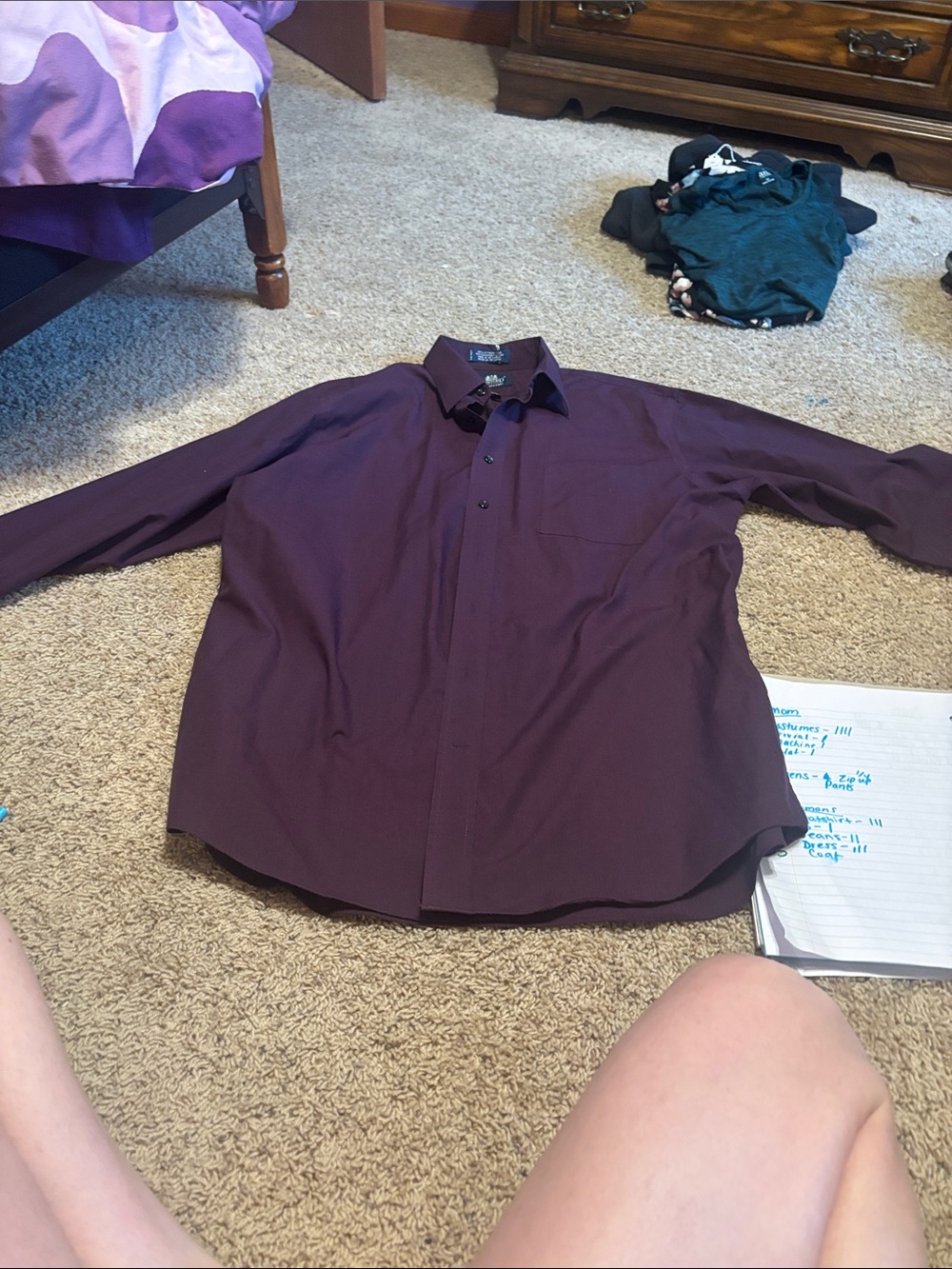 Stafford Men's Long-Sleeve Dress Shirt in Plum